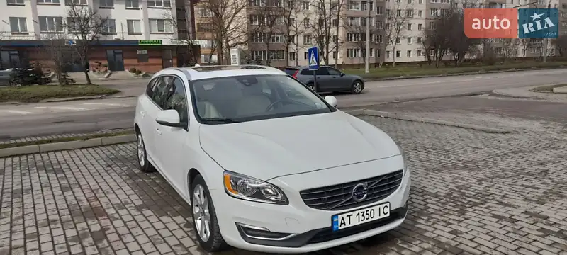 Volvo V60 2016