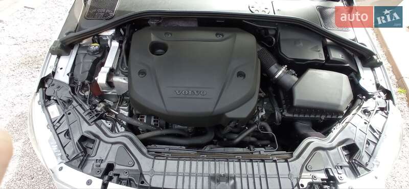 Универсал Volvo V60 2016 в Полтаве