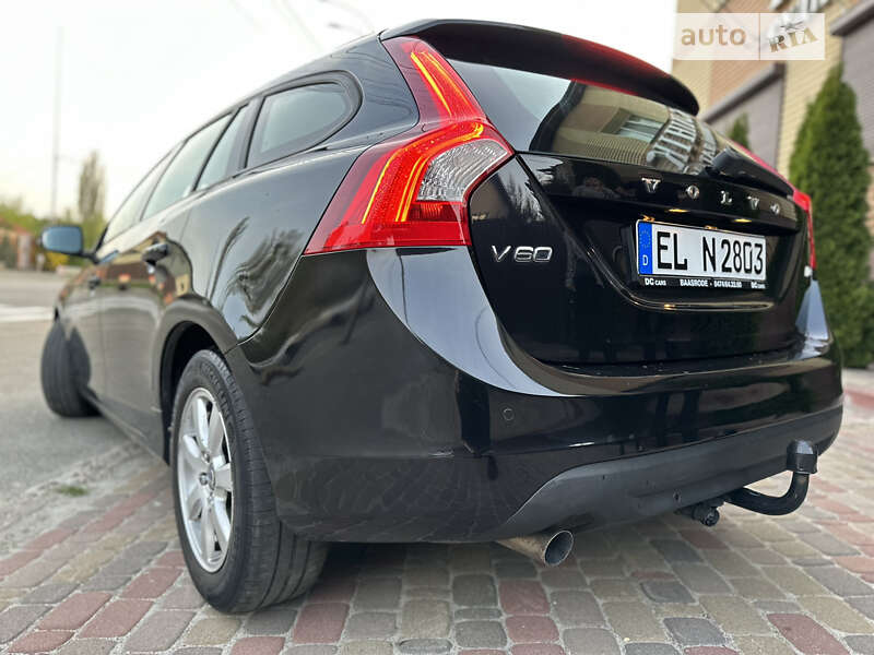 Универсал Volvo V60 2012 в Киеве