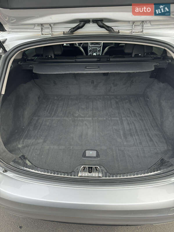 Универсал Volvo V60 2014 в Новояворовске