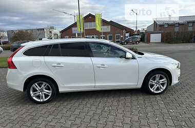 Volvo V60 2014