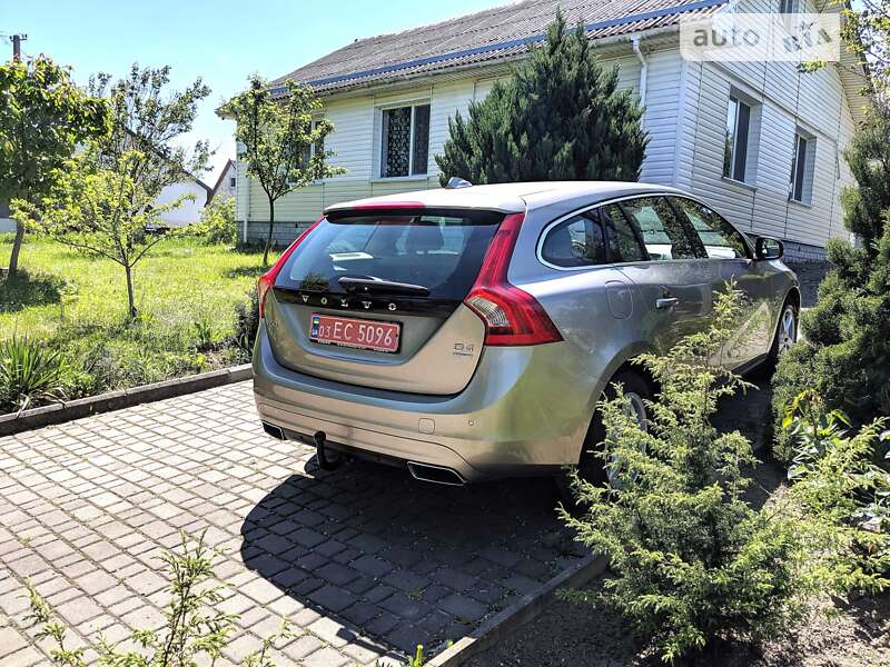 Универсал Volvo V60 2015 в Ровно