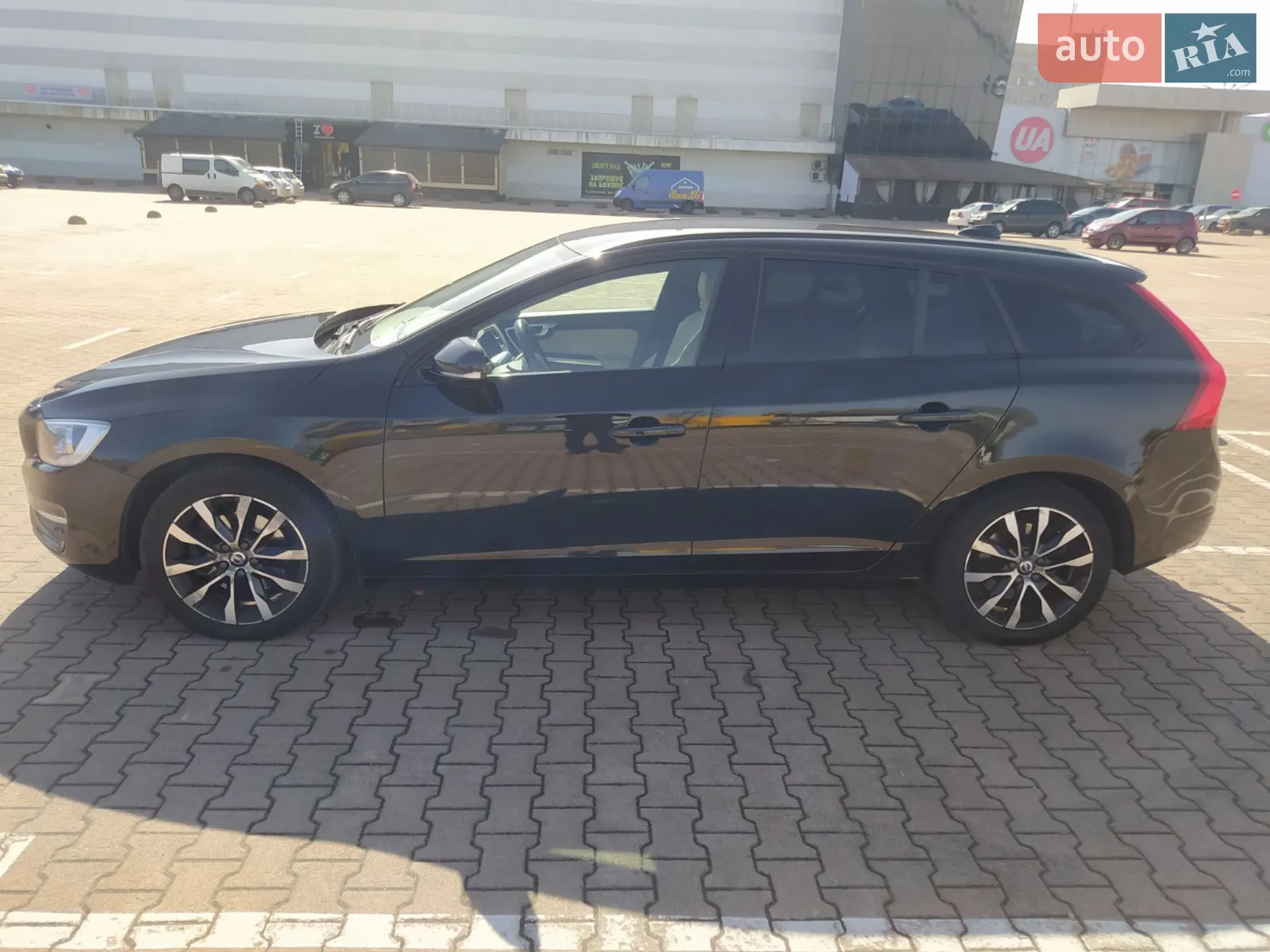 2018 Volvo V60 - мініатюра 3