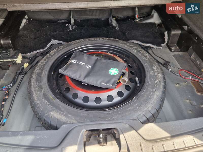 Универсал Volvo V60 2012 в Киеве