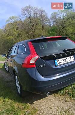 Універсал Volvo V60 2014 в Стрию