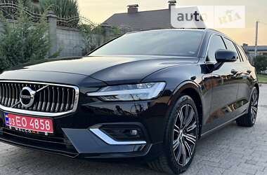 Універсал Volvo V60 2019 в Рівному