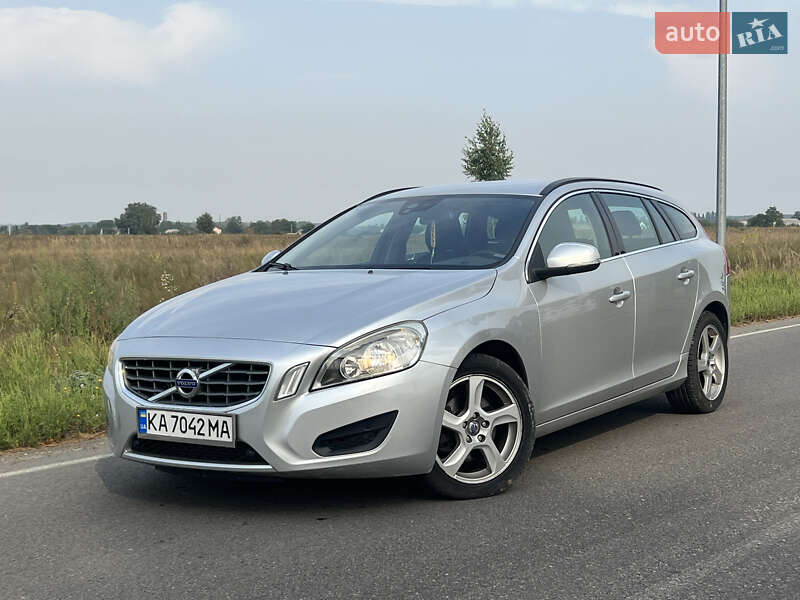 Універсал Volvo V60 2011 в Києві