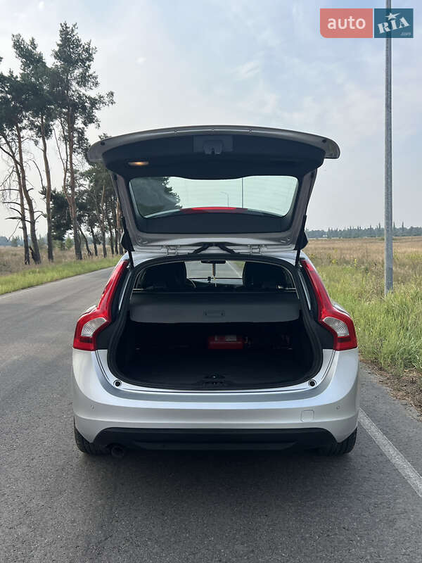 Універсал Volvo V60 2011 в Києві