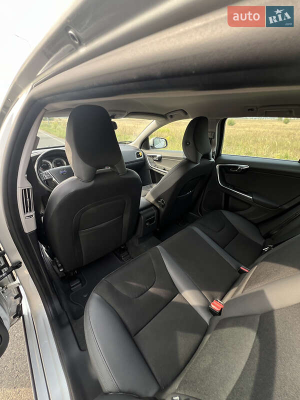 Універсал Volvo V60 2011 в Києві