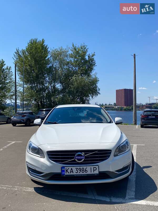 Универсал Volvo V60 2014 в Киеве фото 26 Универсал Volvo V60 2014 в Киеве