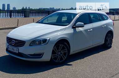 Volvo V60 2014