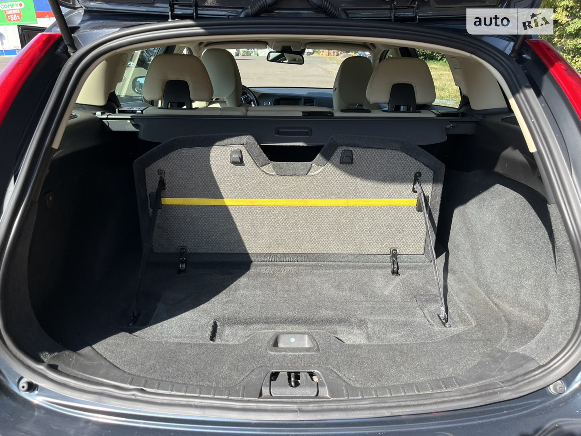 2010 Volvo V60 - мініатюра 18