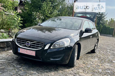 Универсал Volvo V60 2012 в Ахтырке