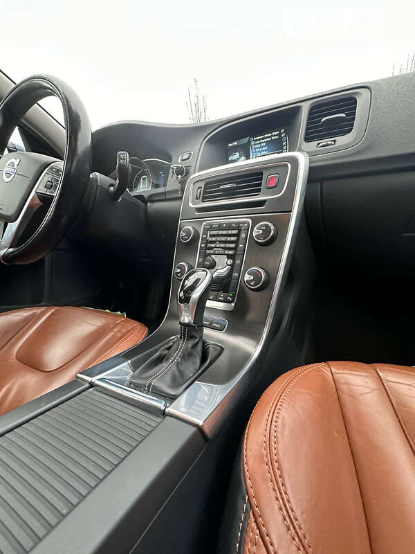 Универсал Volvo V60 2013 в Коростене фото 18 Универсал Volvo V60 2013 в Коростене