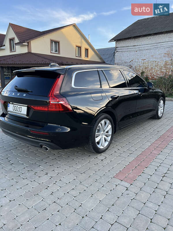 Универсал Volvo V60 2018 в Снятине