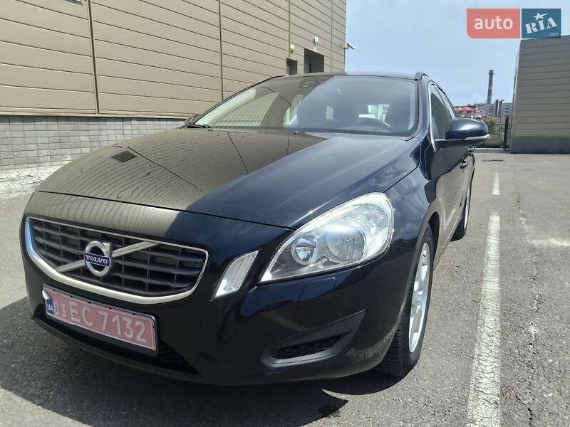 Універсал Volvo V60 2012 в Рівному