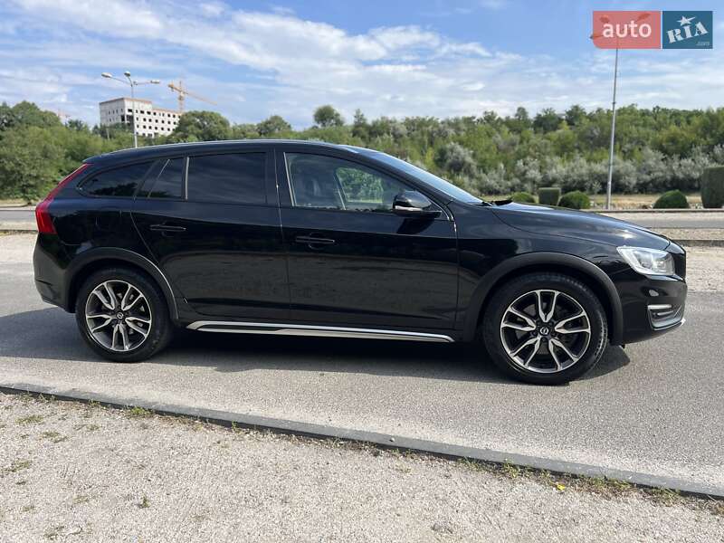 Універсал Volvo V60 2015 в Дніпрі фото 2 Універсал Volvo V60 2015 в Дніпрі