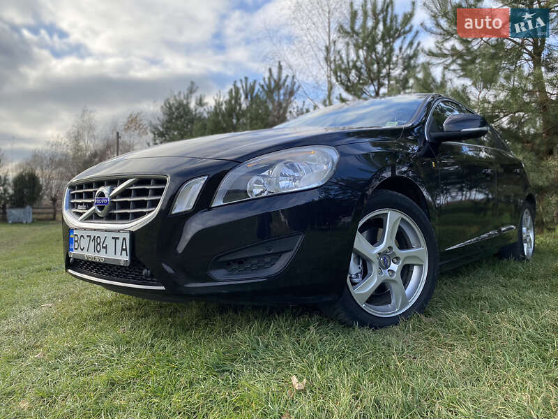 Универсал Volvo V60 2011 в Дрогобыче
