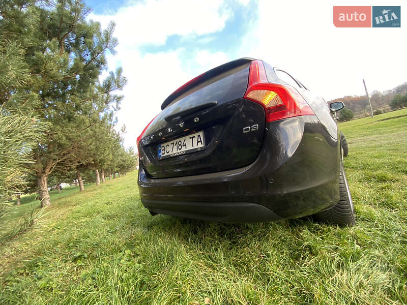 Универсал Volvo V60 2011 в Дрогобыче