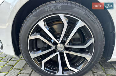 Универсал Volvo V60 2020 в 