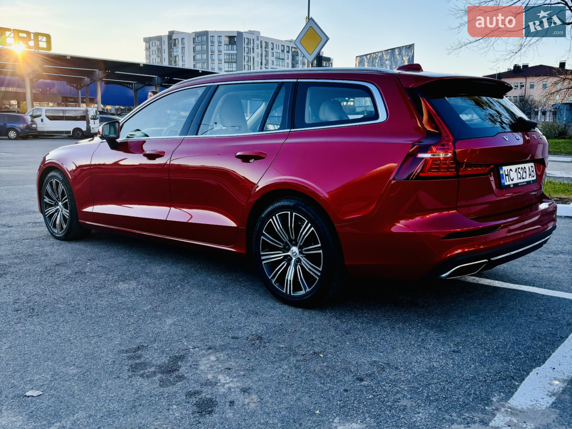 2018 Volvo V60 - мініатюра 6