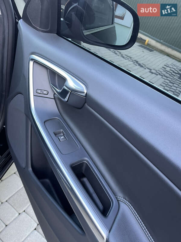 Универсал Volvo V60 2016 в Самборе