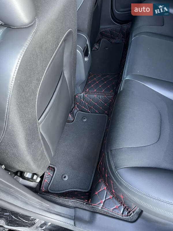 Универсал Volvo V60 2016 в Самборе