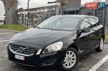 Универсал Volvo V60 2012 в Луцке