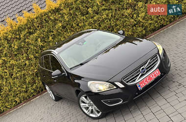 Універсал Volvo V60 2011 в Стрию