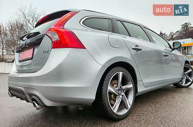 Универсал Volvo V60 2014 в Киеве