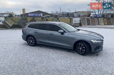 Універсал Volvo V60 2020 в Чернівцях