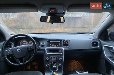 Универсал Volvo V60 2011 в Нежине