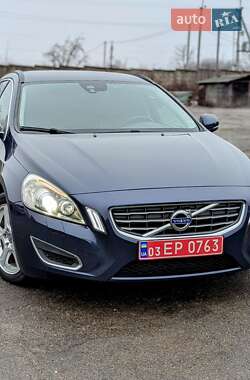 Volvo V60 2012