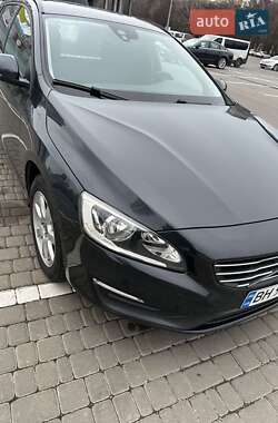 Универсал Volvo V60 2014 в Одессе