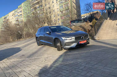 Volvo V60 2020