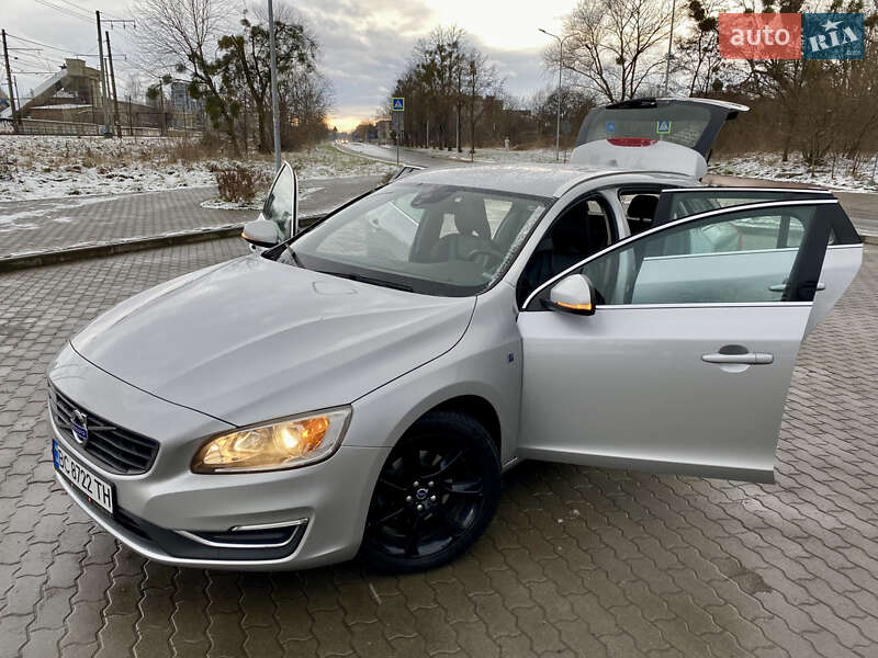 Універсал Volvo V60 2016 в Львові