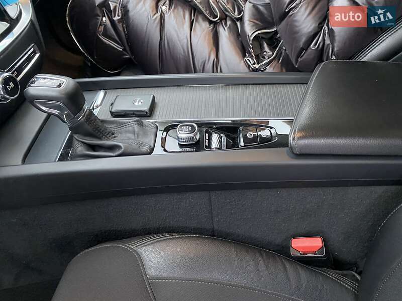 Універсал Volvo V60 2019 в Шепетівці