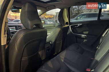 Универсал Volvo V60 2013 в 