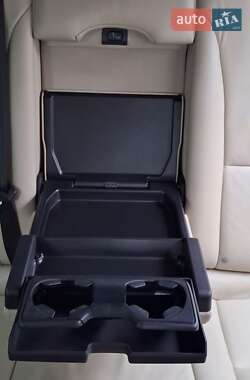 Универсал Volvo V60 2012 в 