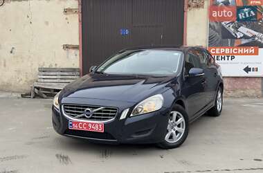 Универсал Volvo V60 2012 в Калуше