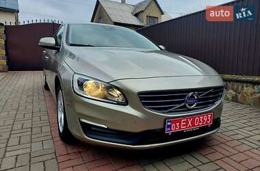 Универсал Volvo V60 2015 в Бродах