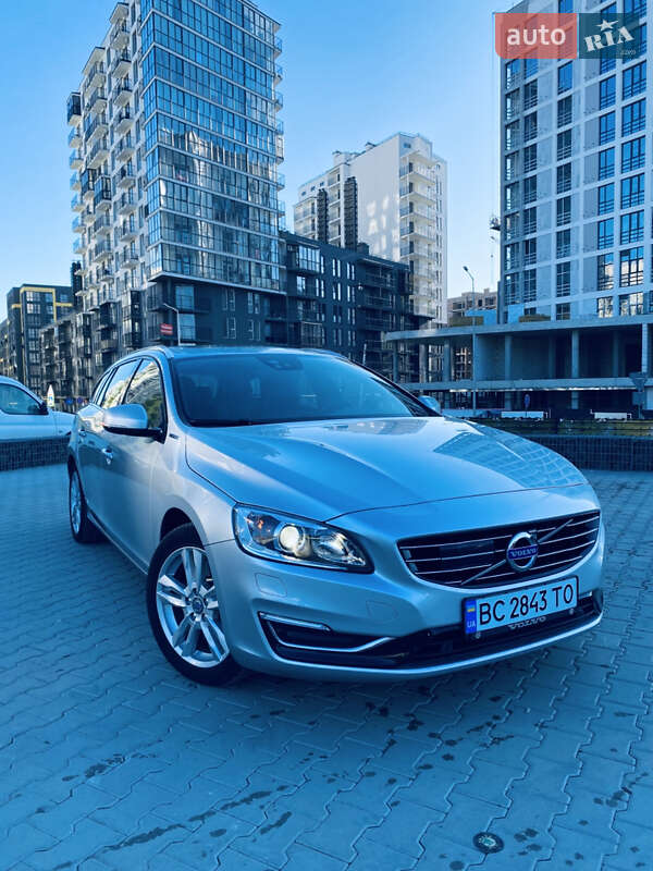 Універсал Volvo V60 2016 в Львові