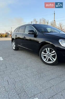 Универсал Volvo V60 2013 в 