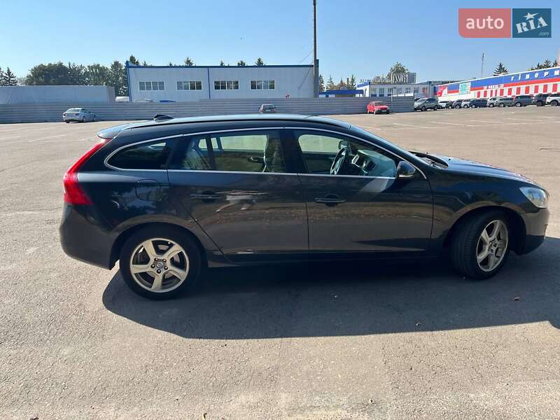 Універсал Volvo V60 2010 в Рівному