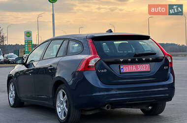 Універсал Volvo V60 2014 в Радивиліві