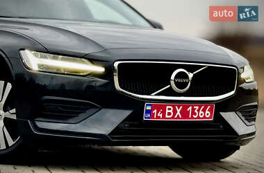 Универсал Volvo V60 2020 в Трускавце