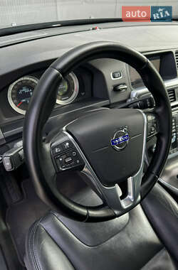 Универсал Volvo V60 2012 в 