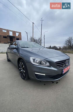 Универсал Volvo V60 2017 в 