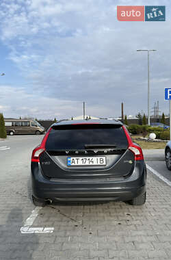 Универсал Volvo V60 2011 в 