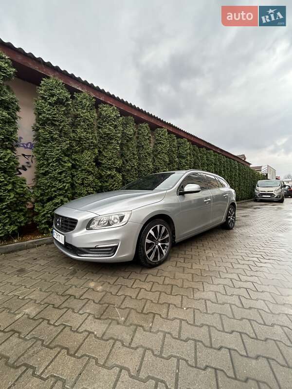 Volvo V60 2018